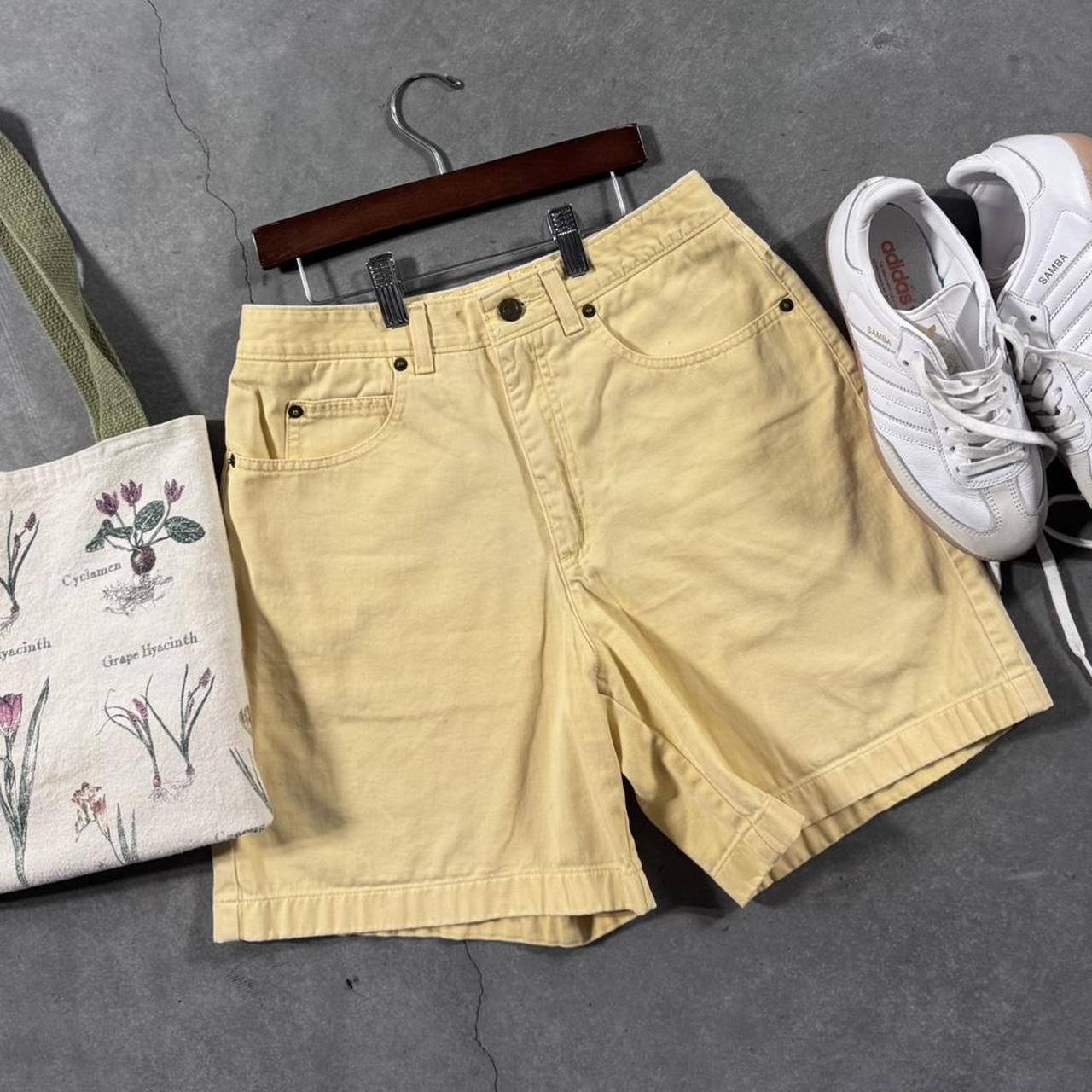 VINTAGE 90S TALBOTS YELLOW DENIM SHORTS 🌻