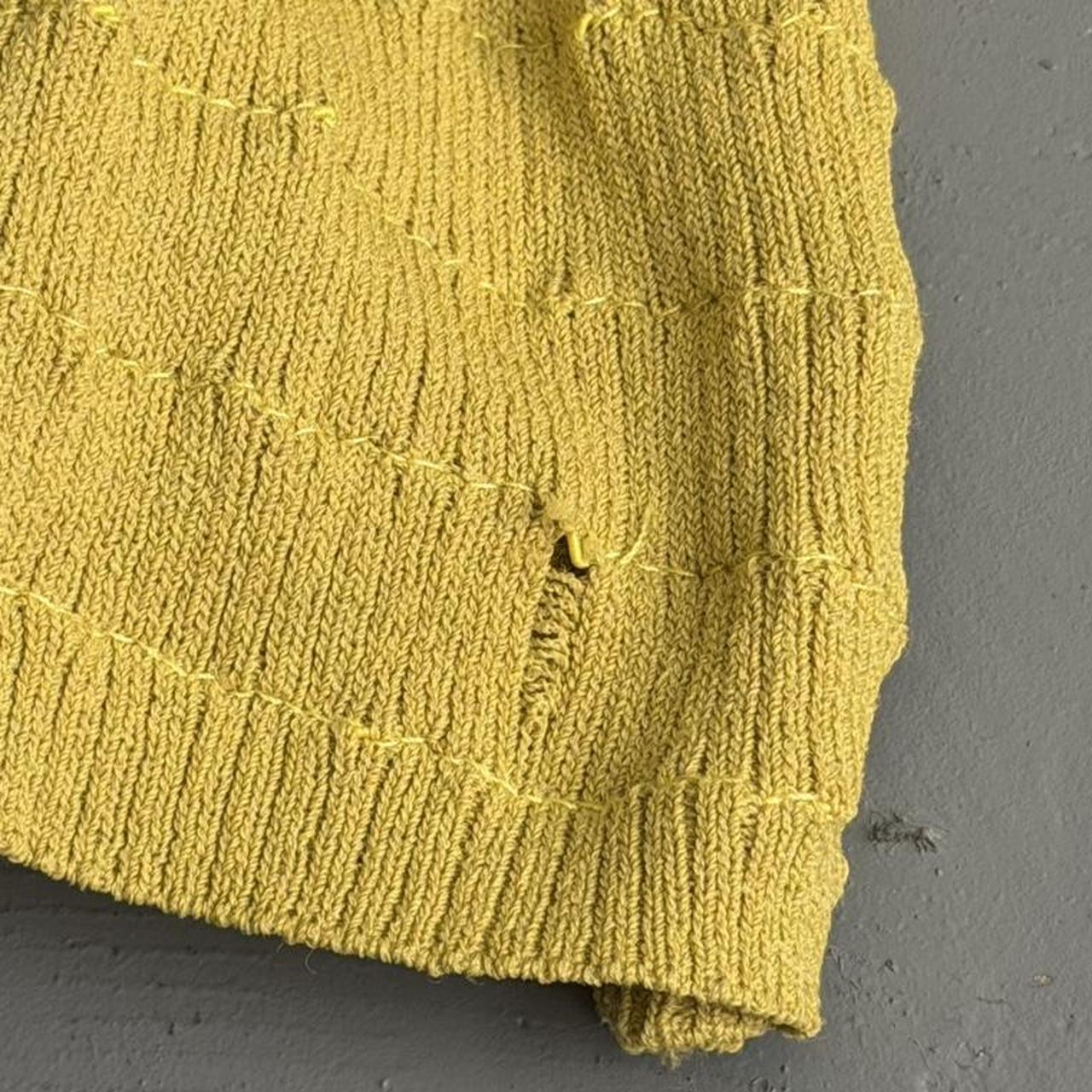 VINTAGE 90S CHARTREUSE TIGHT TANK TOP 🥑
