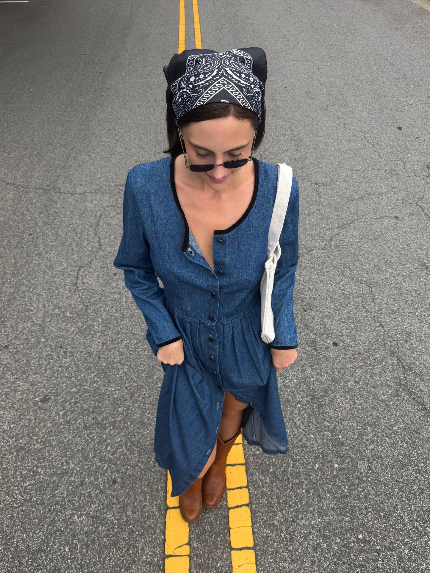 Vintage 90s denim black button maxi dress 🎰