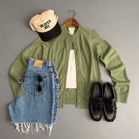VINTAGE GREEN PEARL BUTTON CARDIGAN 🐢