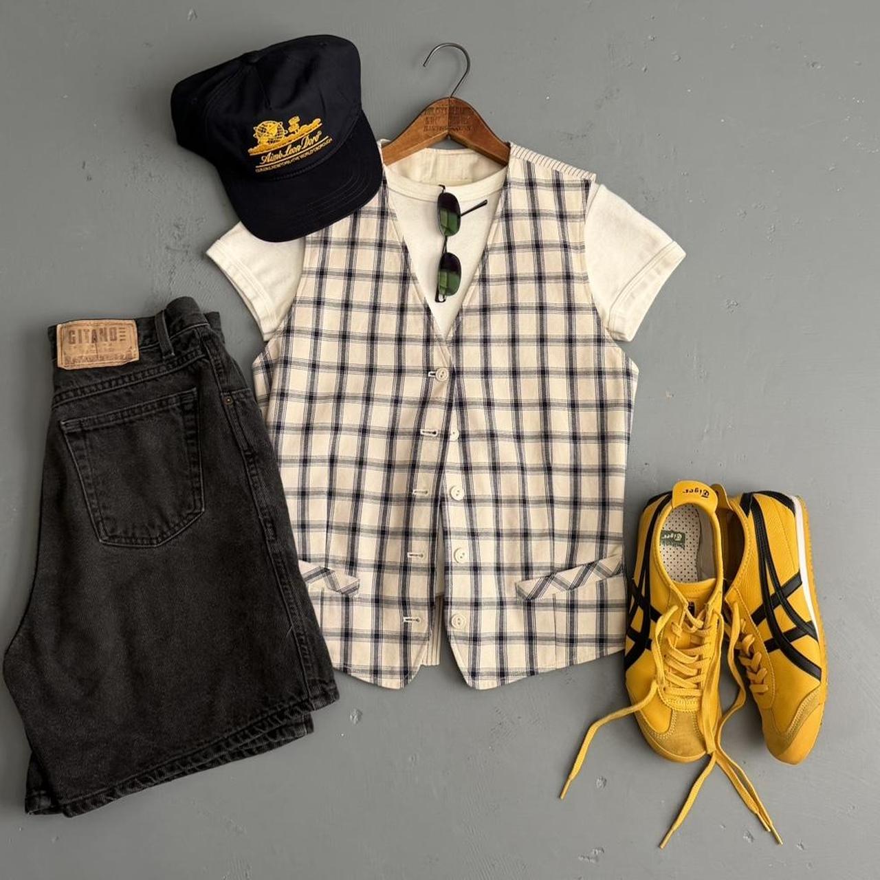 VINTAGE 90S EDDIE BAUER VEST 🐝