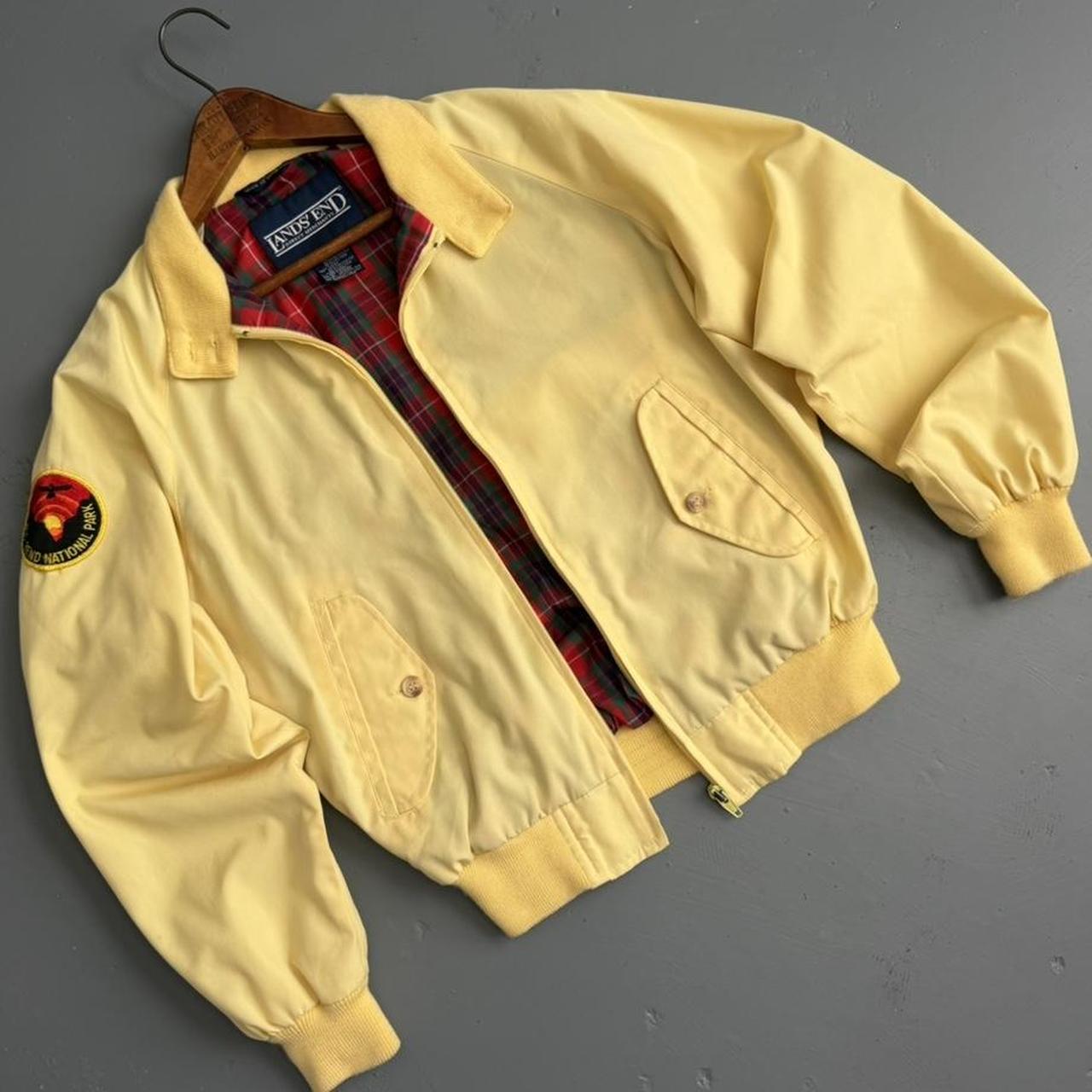 VINTAGE 90S LANDS END YELLOW NATIONAL PARK BOMBER JACKET🌲