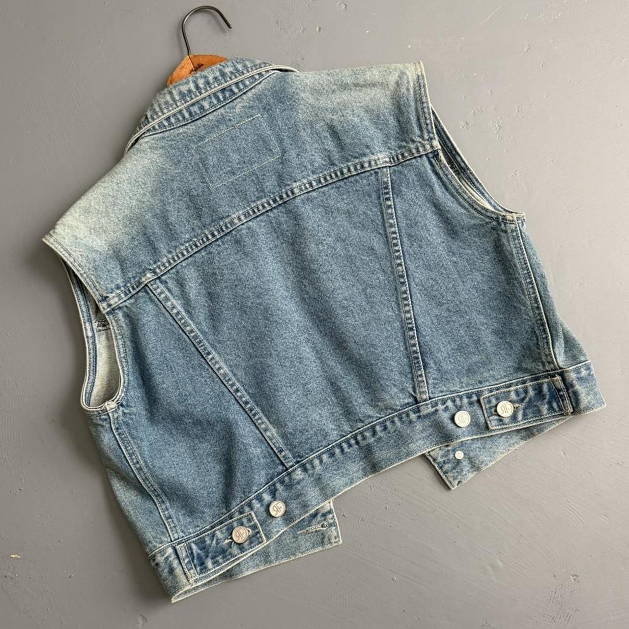 VINTAGE 90S DENIM VEST 🪐