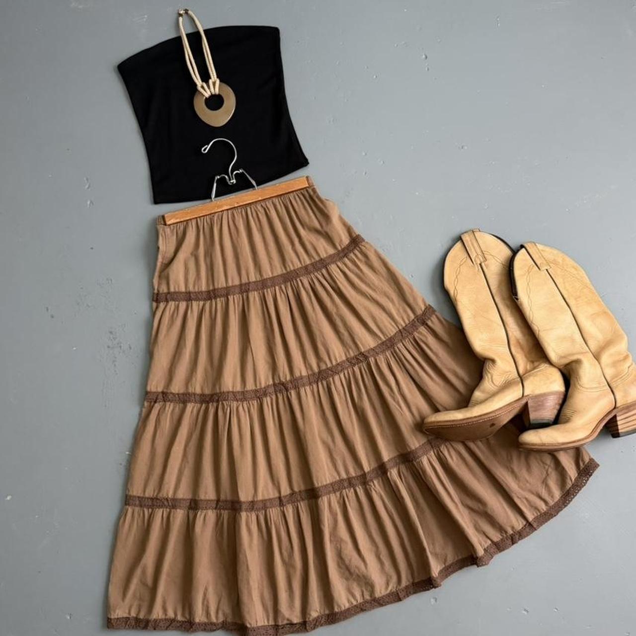 VINTAGE BROWN MAXI EYELET SKIRT 🤠