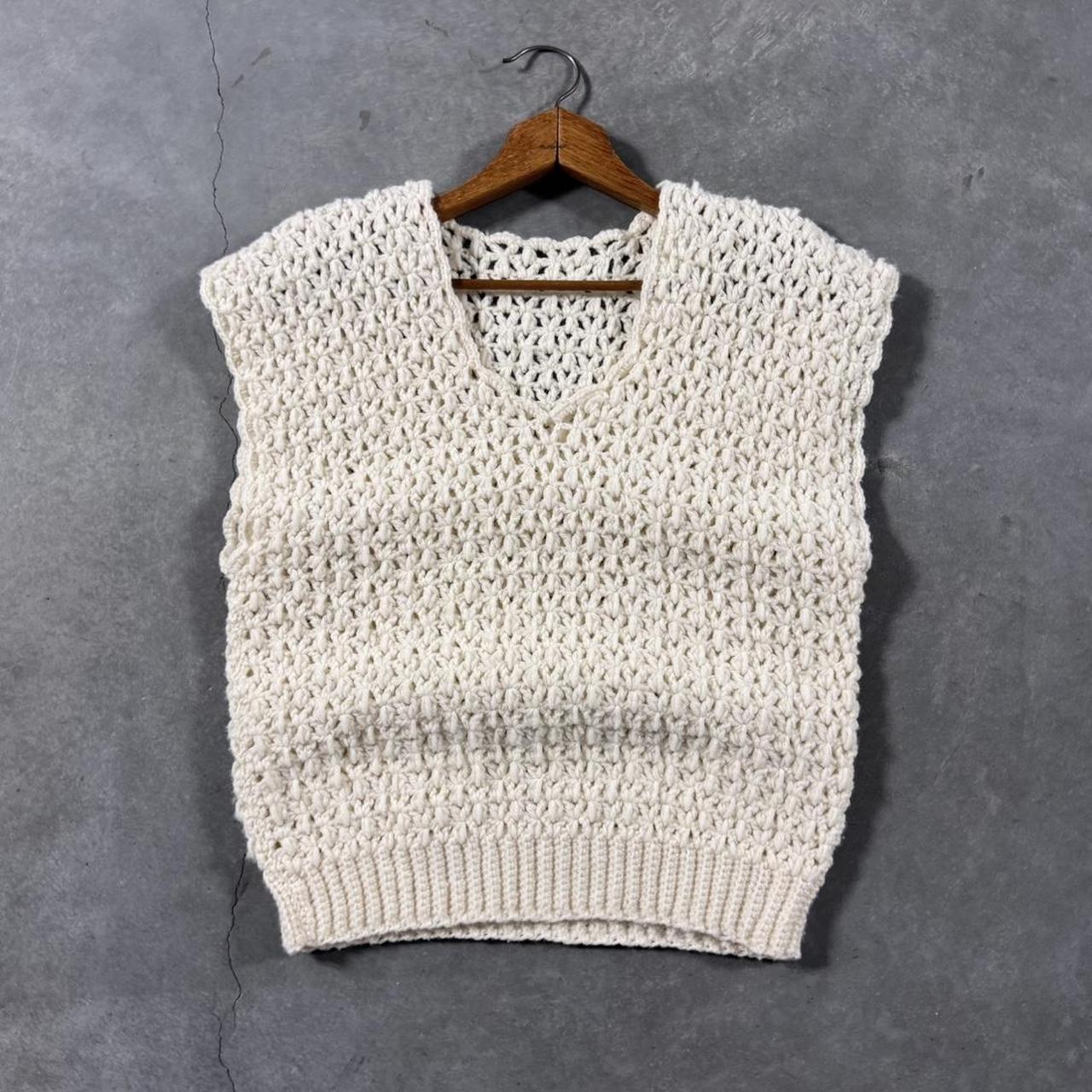 VINTAGE HANDMADE SHORT SLEEVE SWEATER VEST 🌿