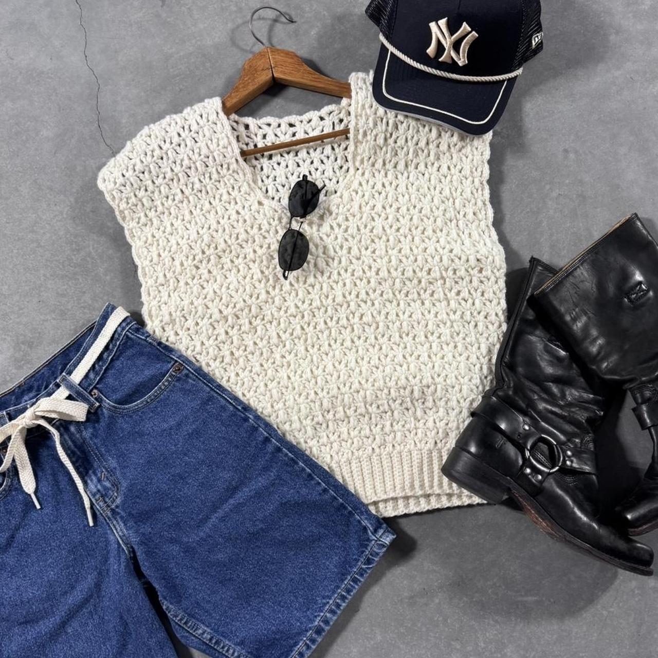 VINTAGE HANDMADE SHORT SLEEVE SWEATER VEST 🌿