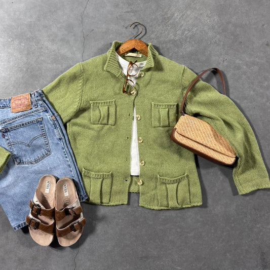 VINTAGE 90S BP STUDIO GREEN POCKET CARDIGAN SWEATER 🌿