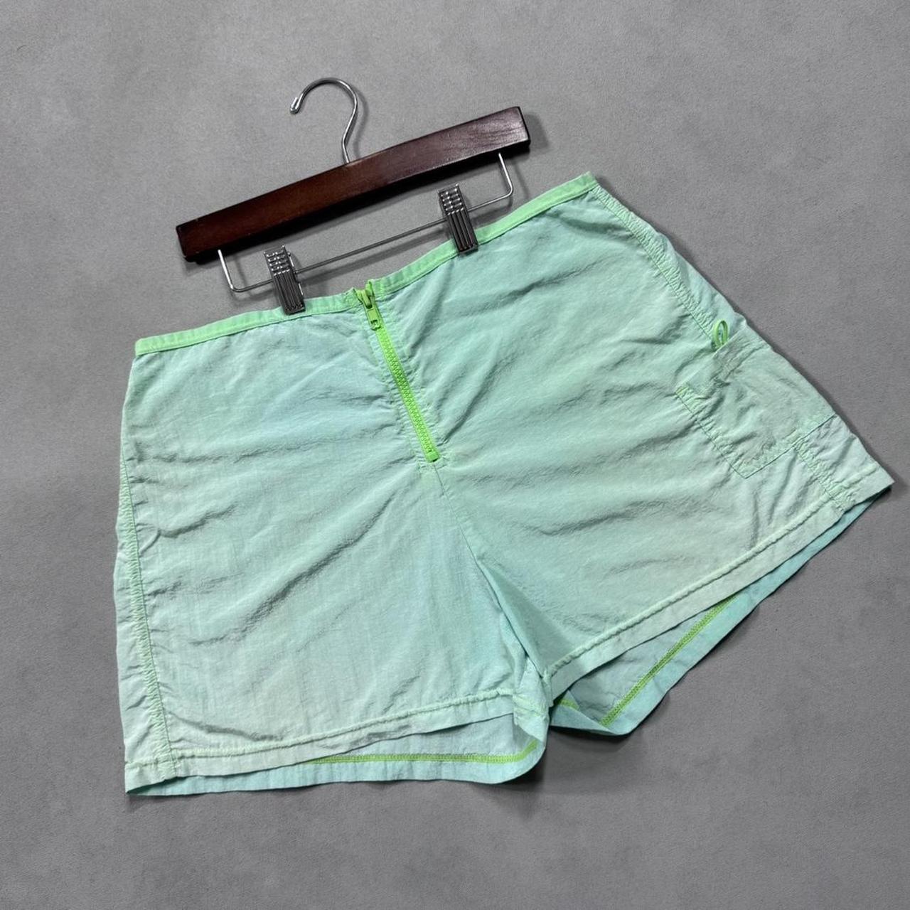 VINTAGE GREEN ZIP SHORTS