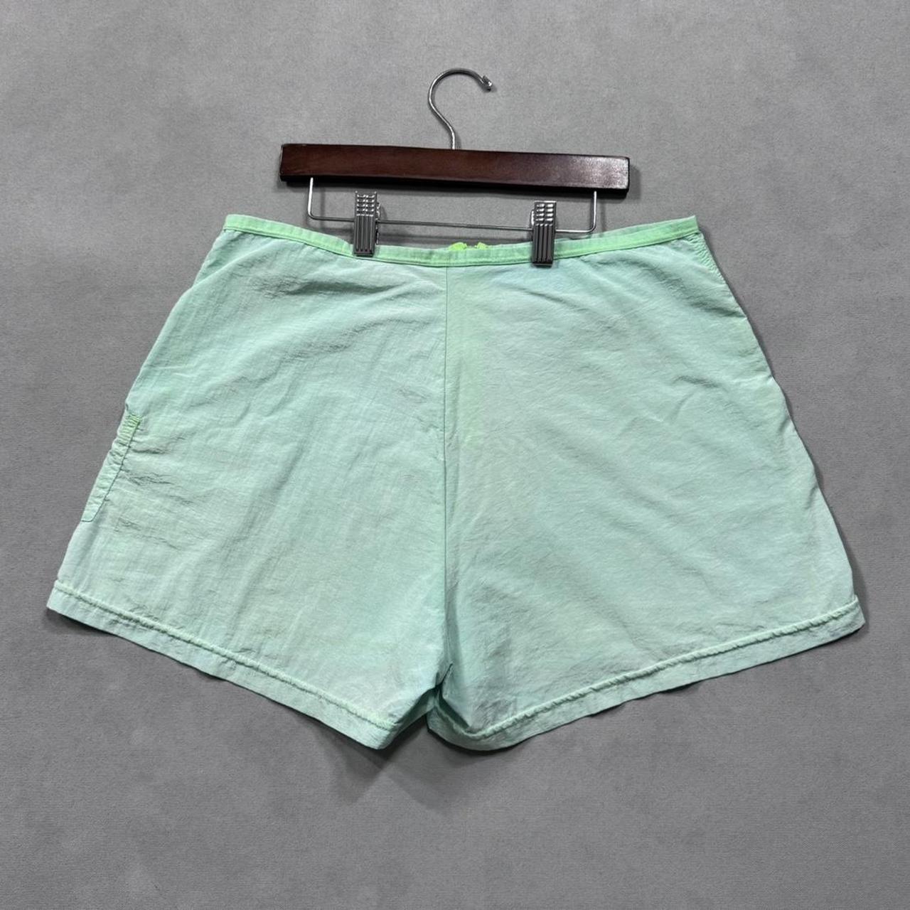 VINTAGE GREEN ZIP SHORTS