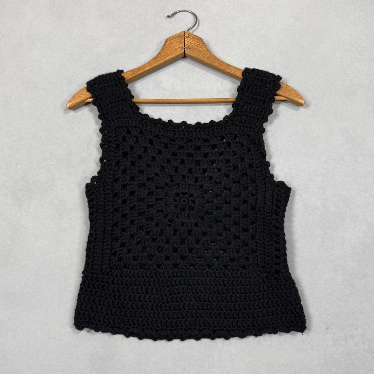 VINTAGE HANDMADE CROCHET KNITTED TANK TOP 🖤