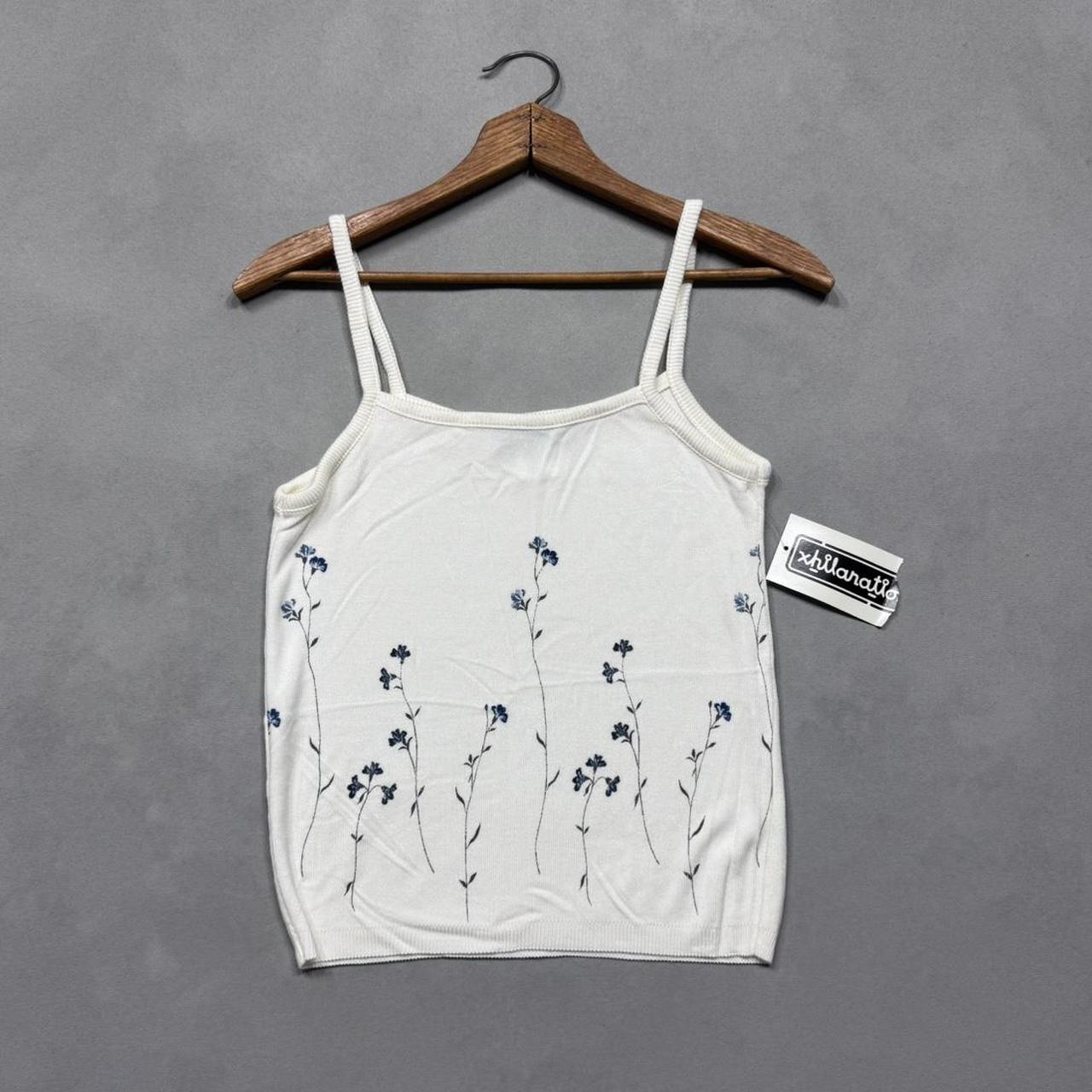VINTAGE XHILARATION FLORAL SWEATER TANK 🪻