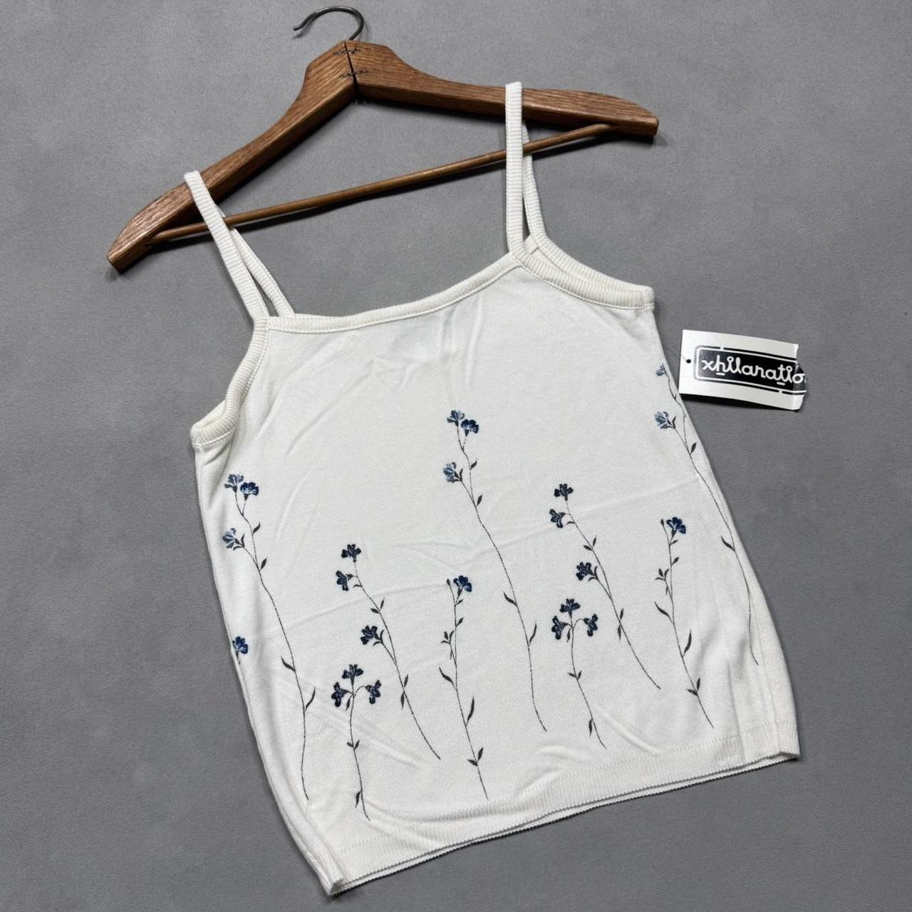 VINTAGE XHILARATION FLORAL SWEATER TANK 🪻