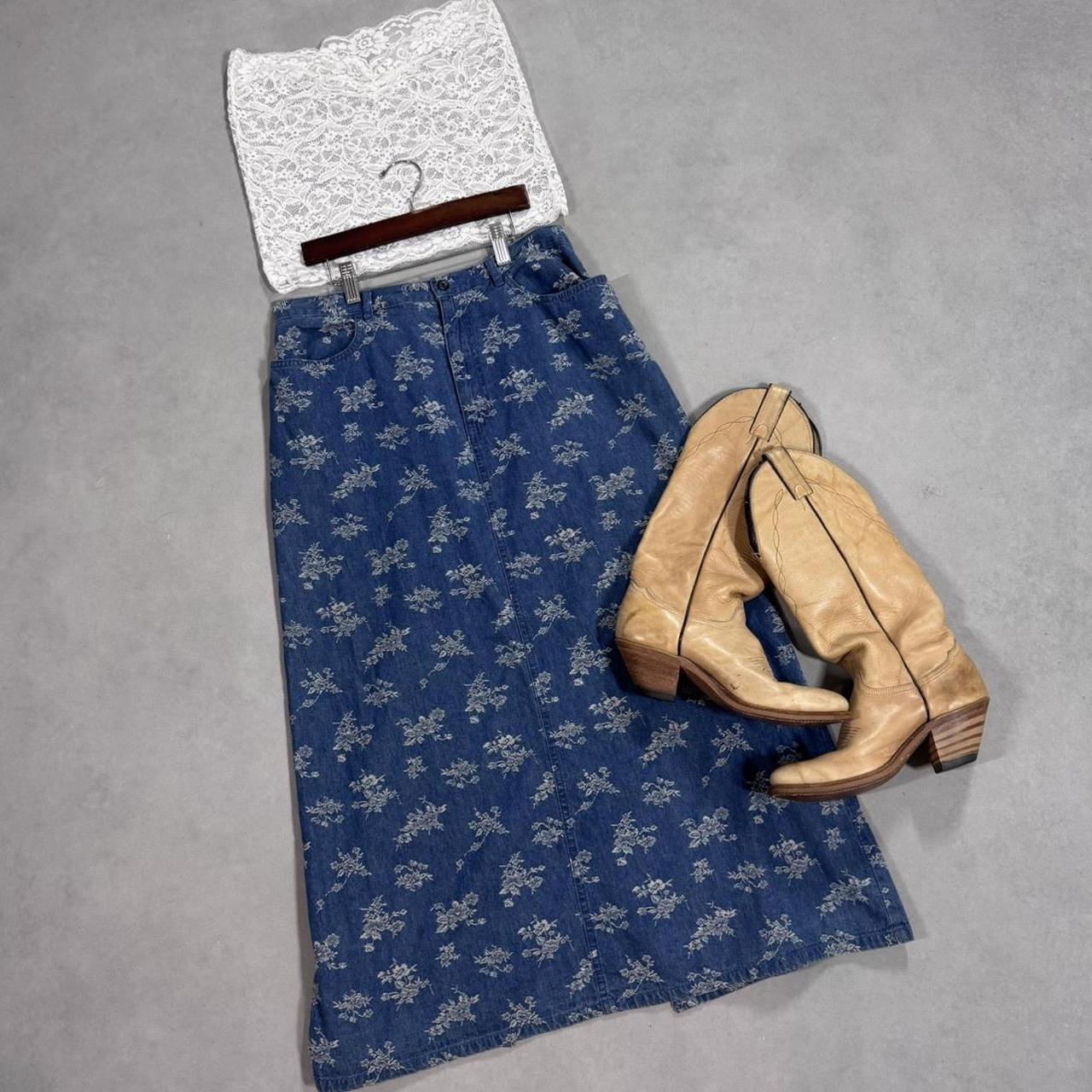 VINTAGE LIZ CLAIBORNE DENIM FLORAL MAXI SKIRT