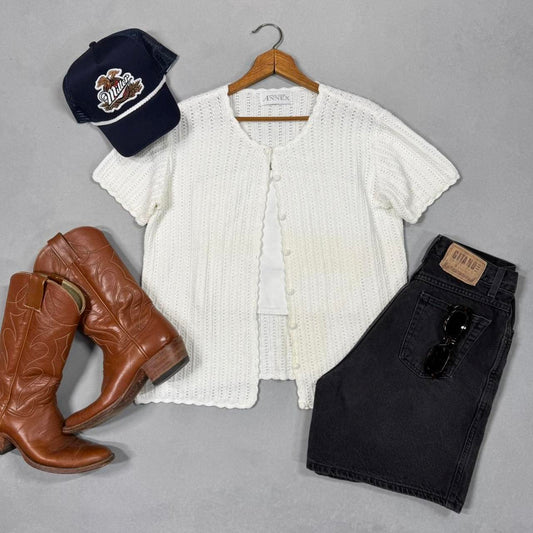VINTAGE 90S CASUAL CORNER WHITE CARDIGAN