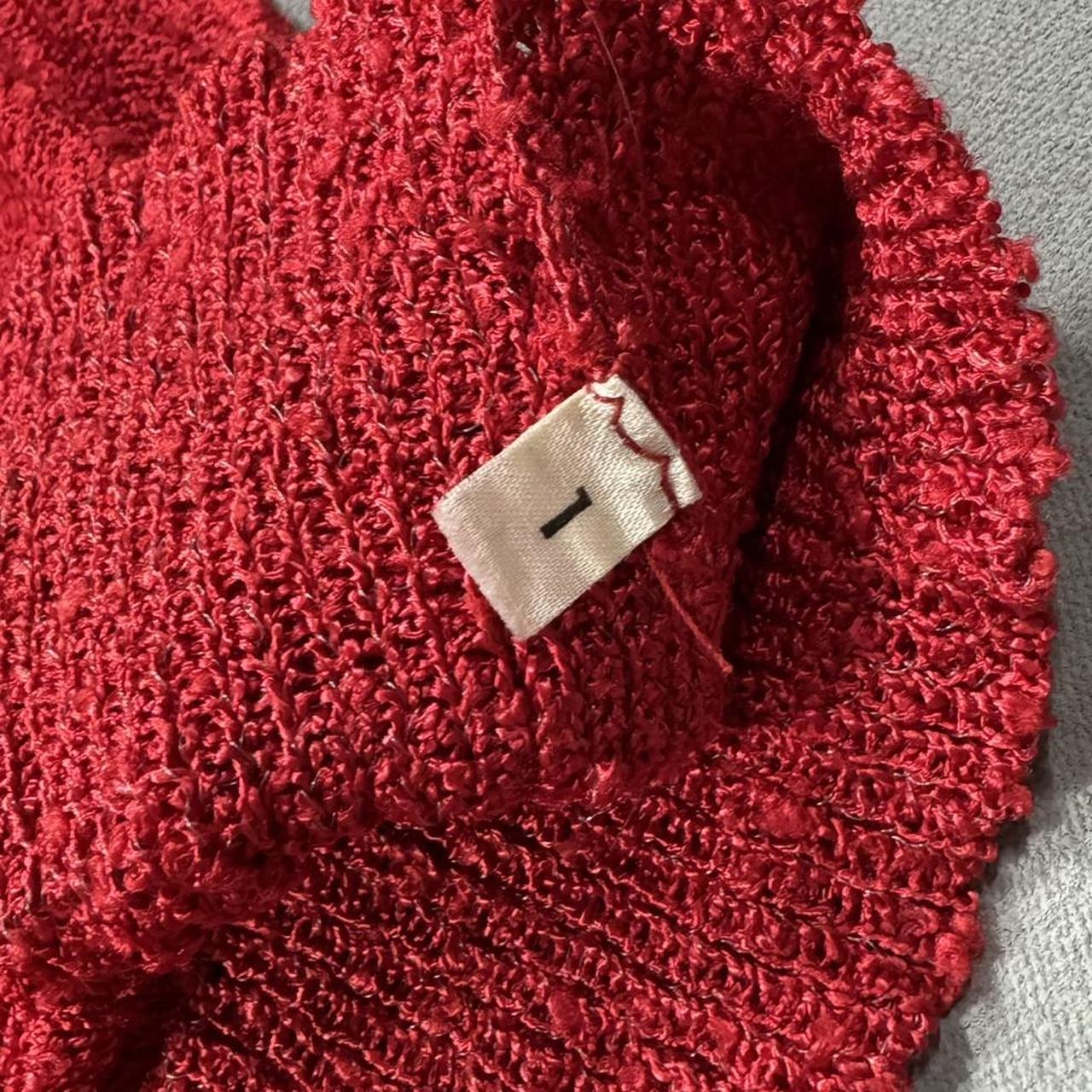 VINTAGE RED SWEATER VEST 🍒