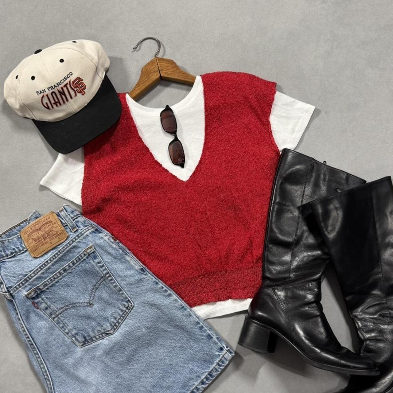 VINTAGE RED SWEATER VEST 🍒
