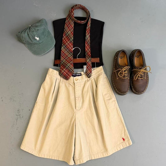 VINTAGE 90S RALPH LAUREN BEIGE SHORTS