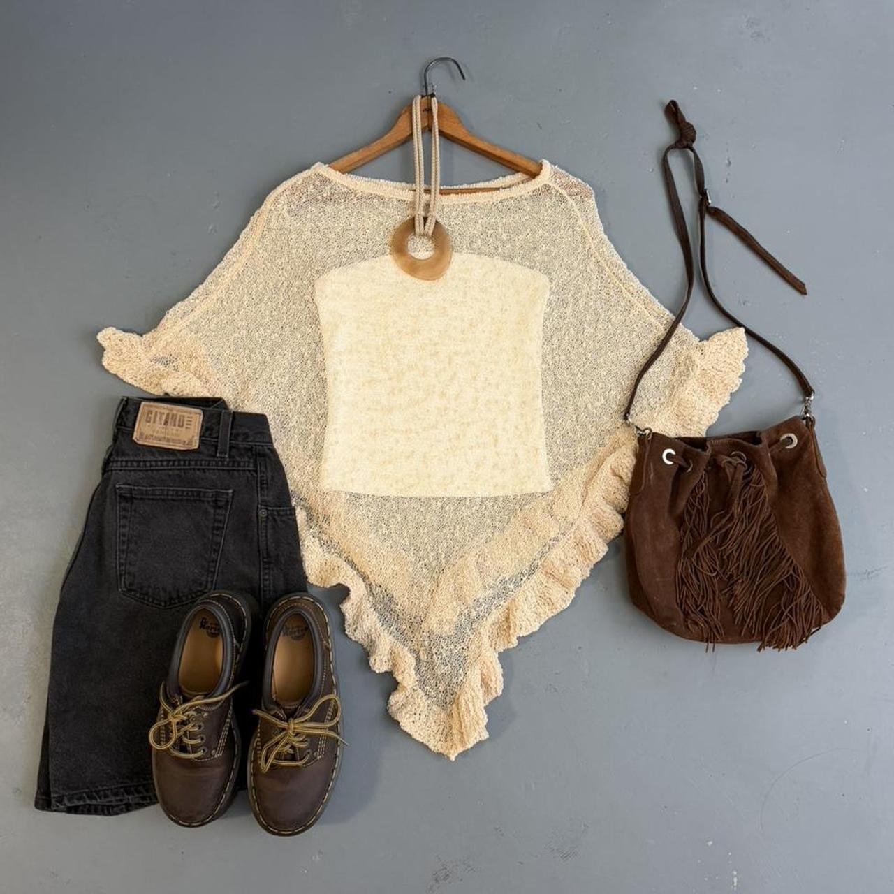 VINTAGE BEIGE PONCHO 🌜