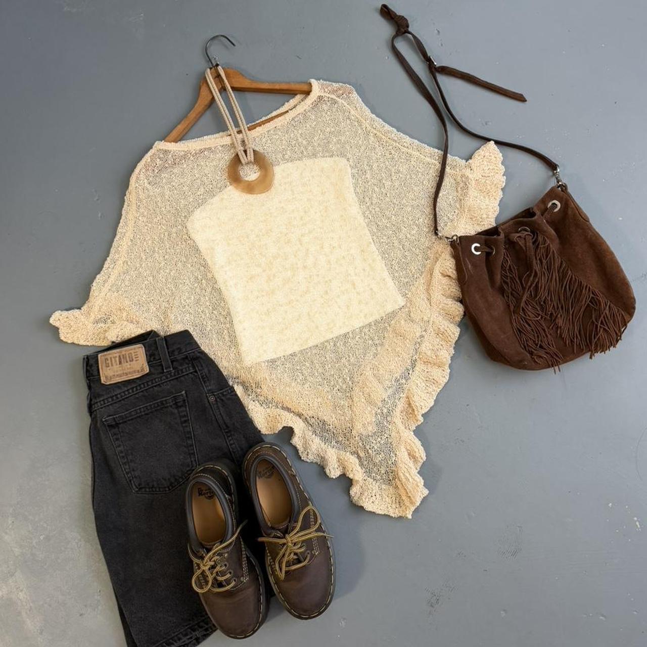 VINTAGE BEIGE PONCHO 🌜