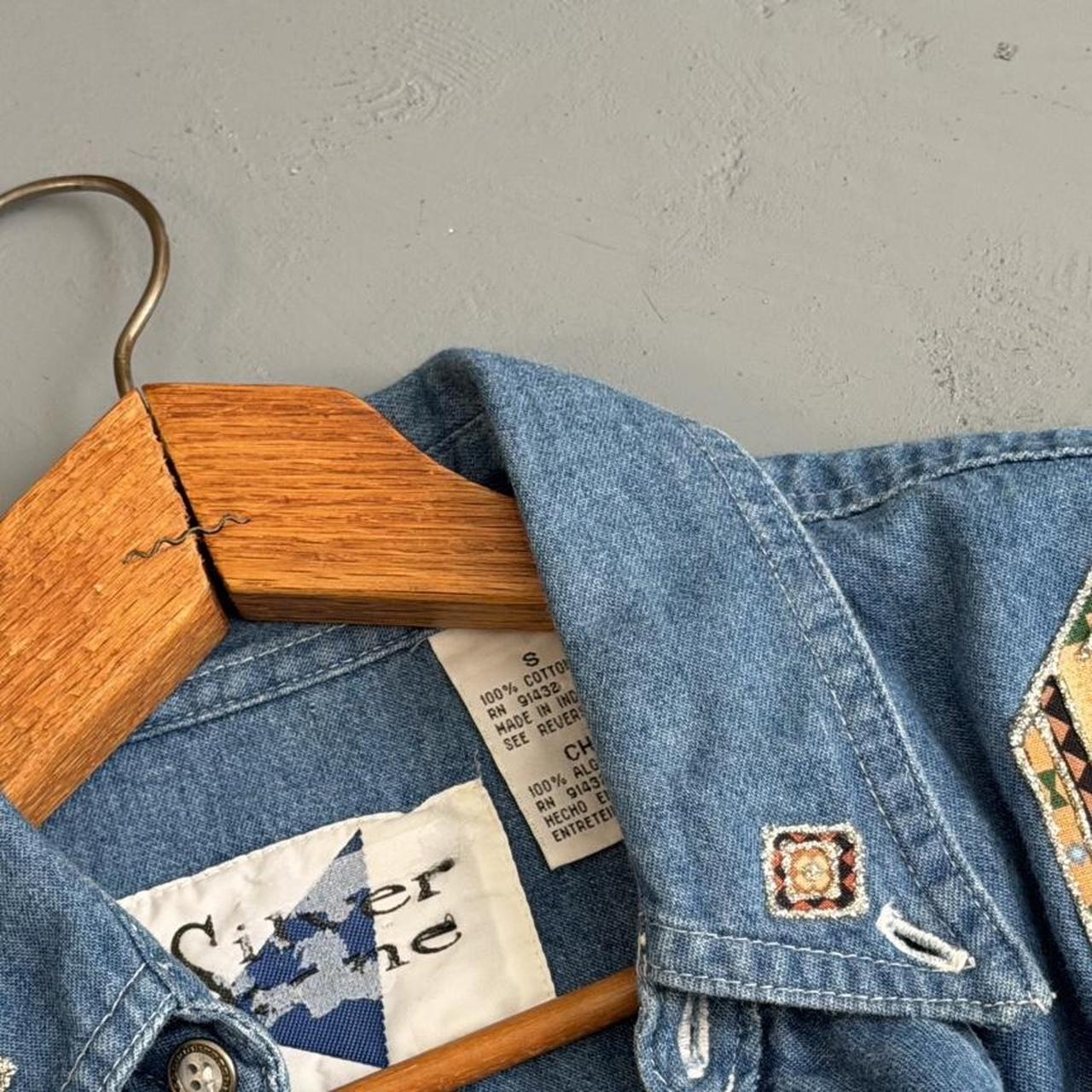 VINTAGE DENIM BUTTON DOWN WITH WESTERN EMBROIDERY 🌵