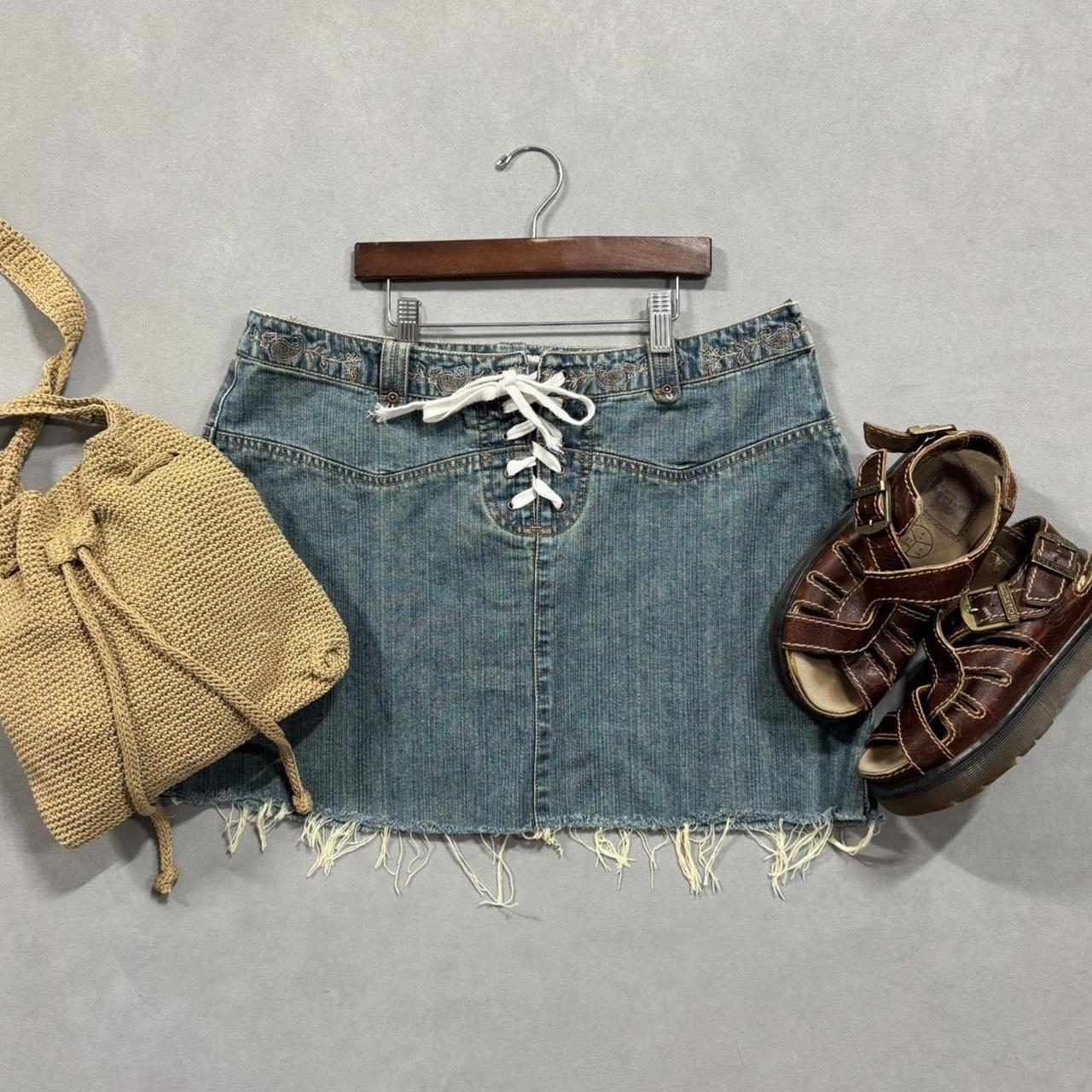 VINTAGE 90S FADED GLORY MINI TIE SKIRT 🌿