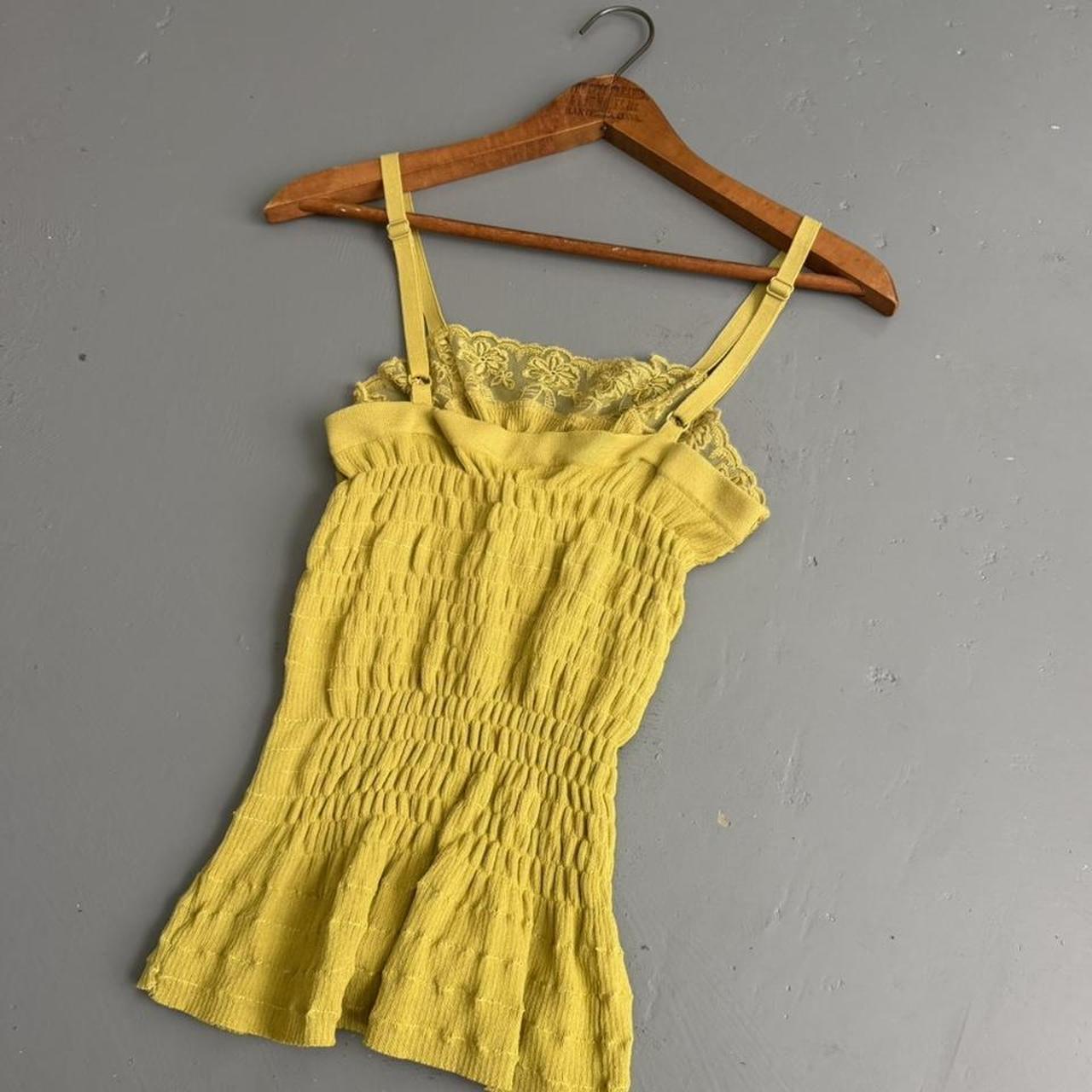 VINTAGE 90S CHARTREUSE TIGHT TANK TOP 🥑