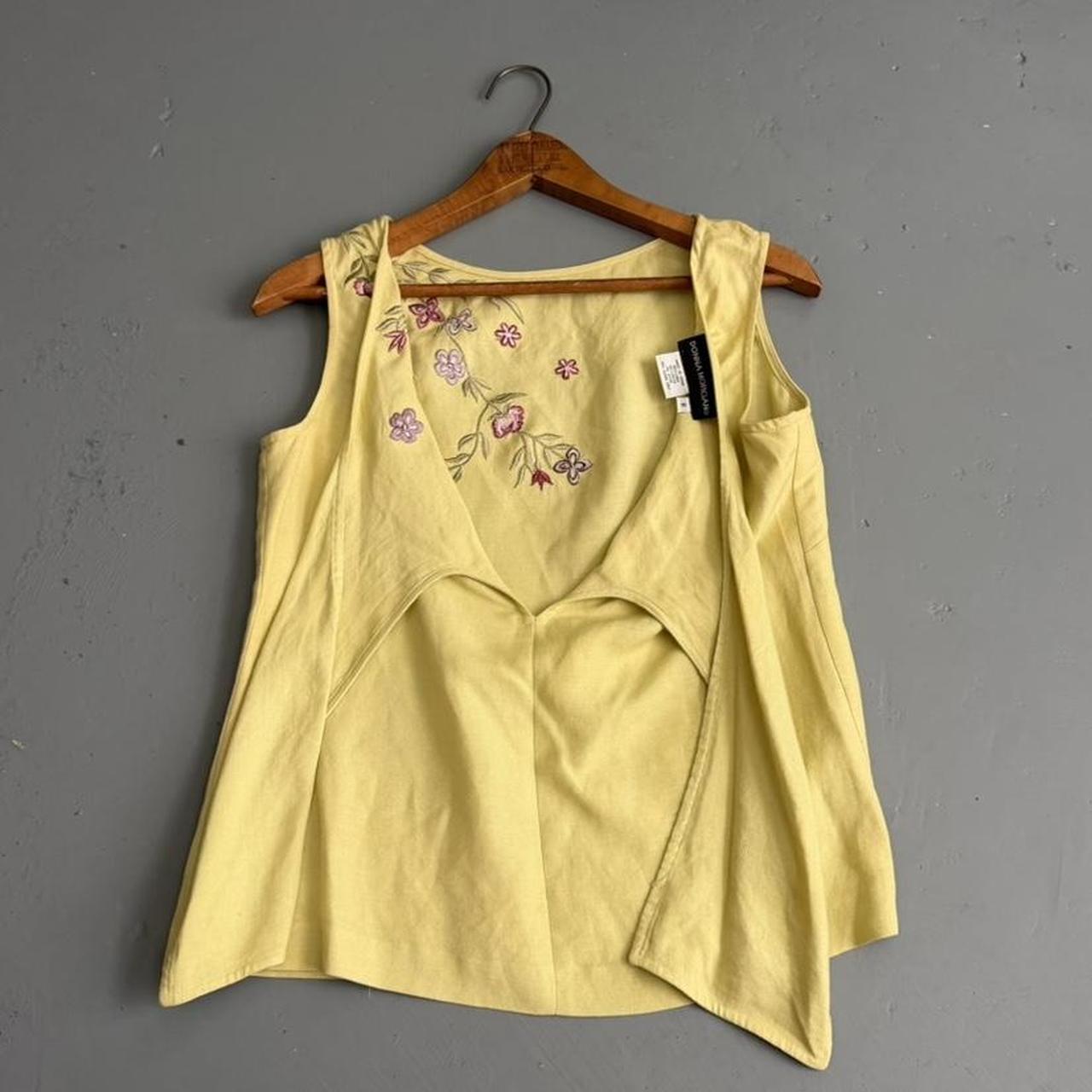 VINTAGE GREEN TIE IN THE BACK LINEN TOP W/ FLORAL EMBROIDERY