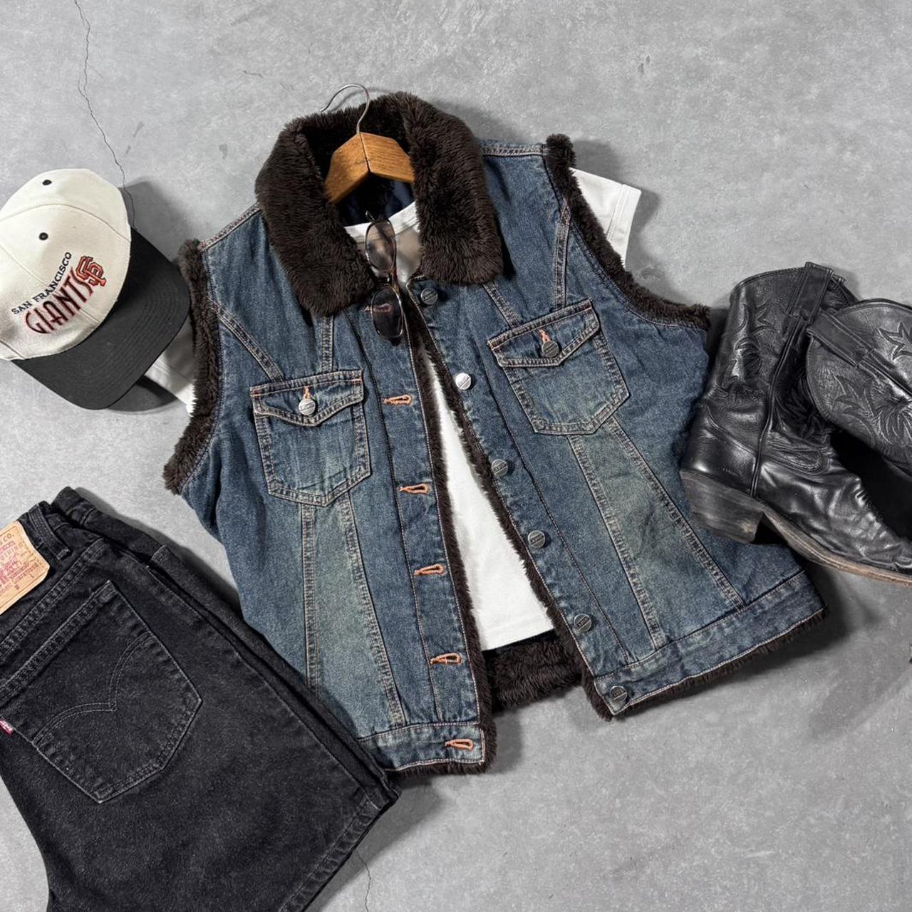 VINTAGE 90S LAPIS FAUX FUR DENIM VEST