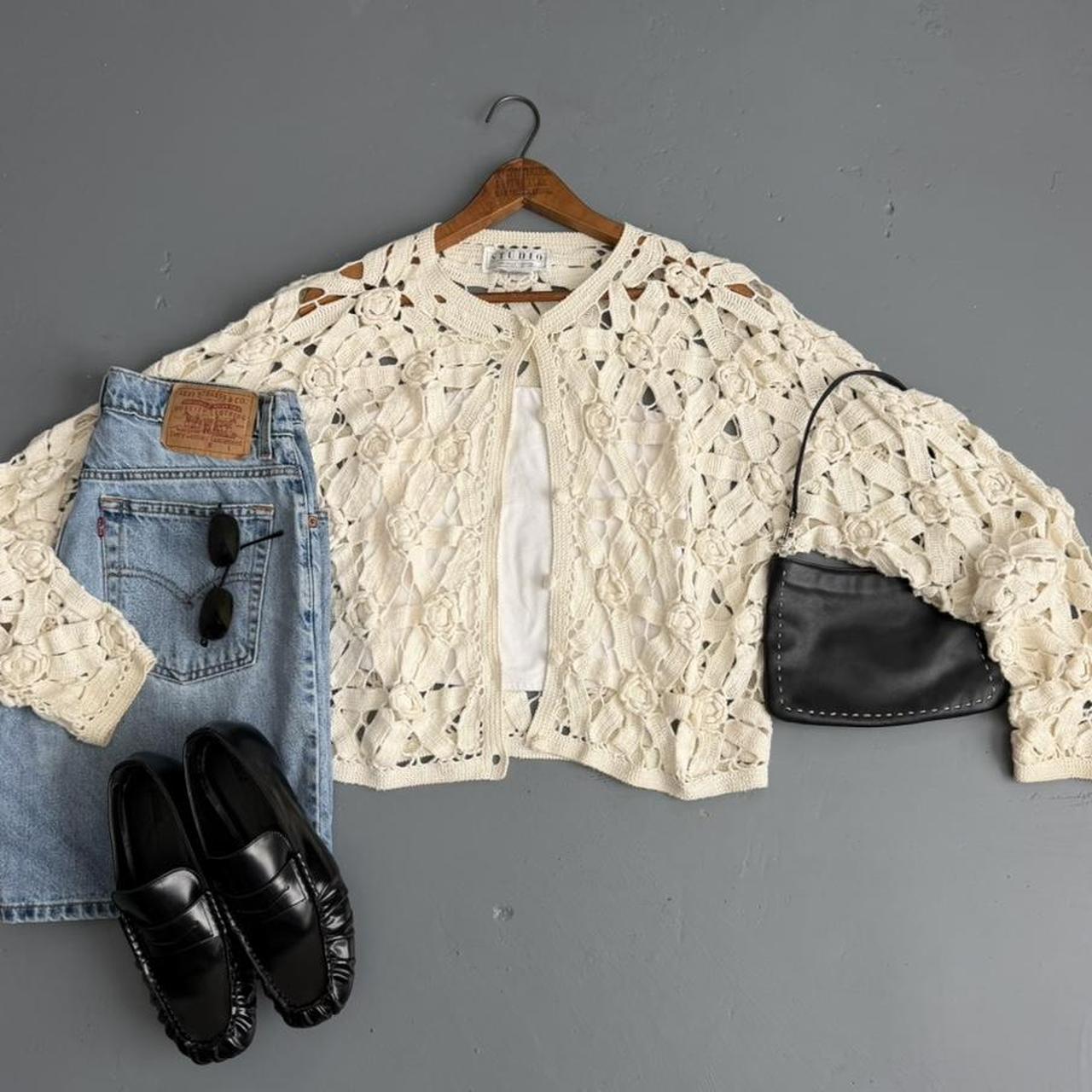 VINTAGE 90S STUDIO FLORAL CROCHET KNITTED CARDIGAN