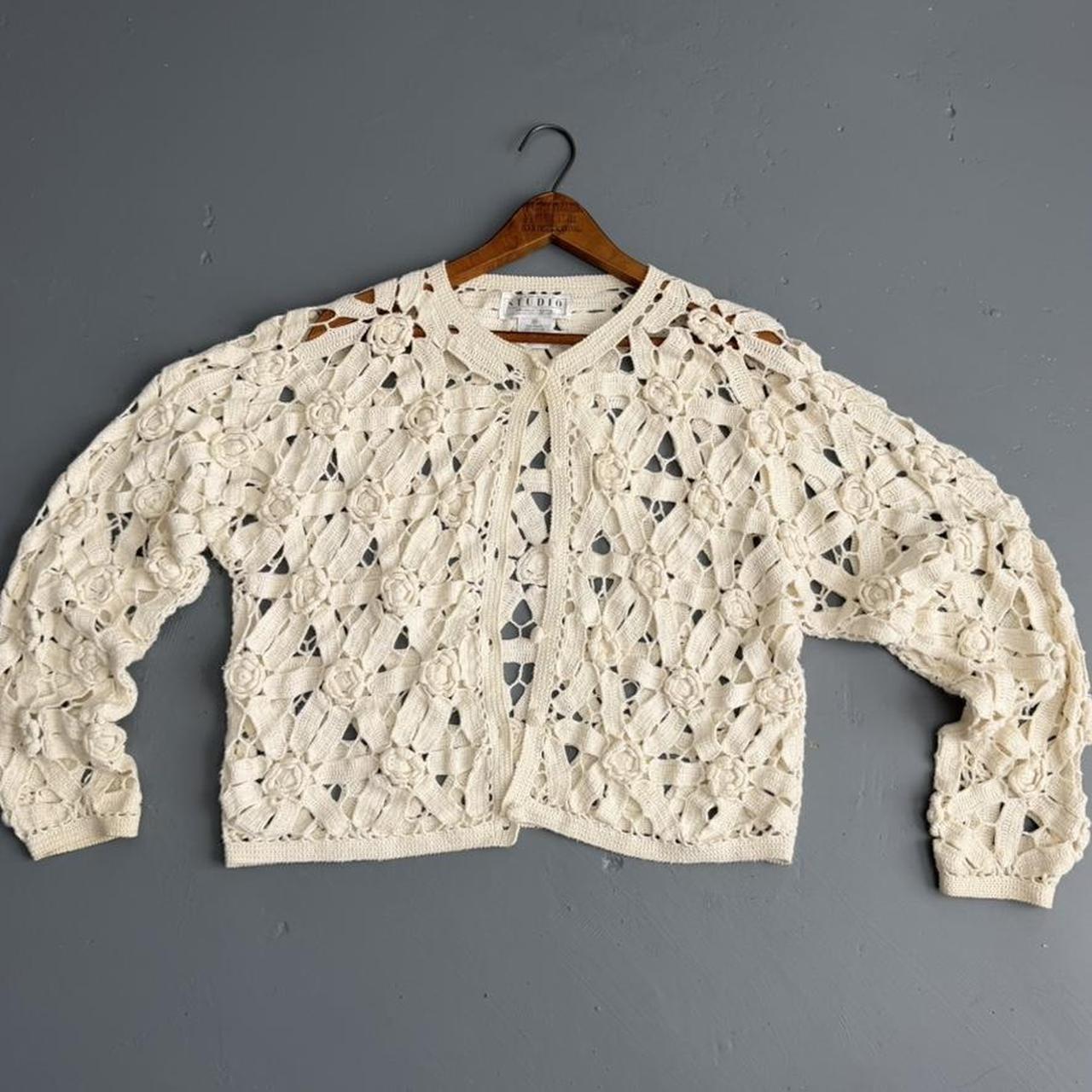 VINTAGE 90S STUDIO FLORAL CROCHET KNITTED CARDIGAN