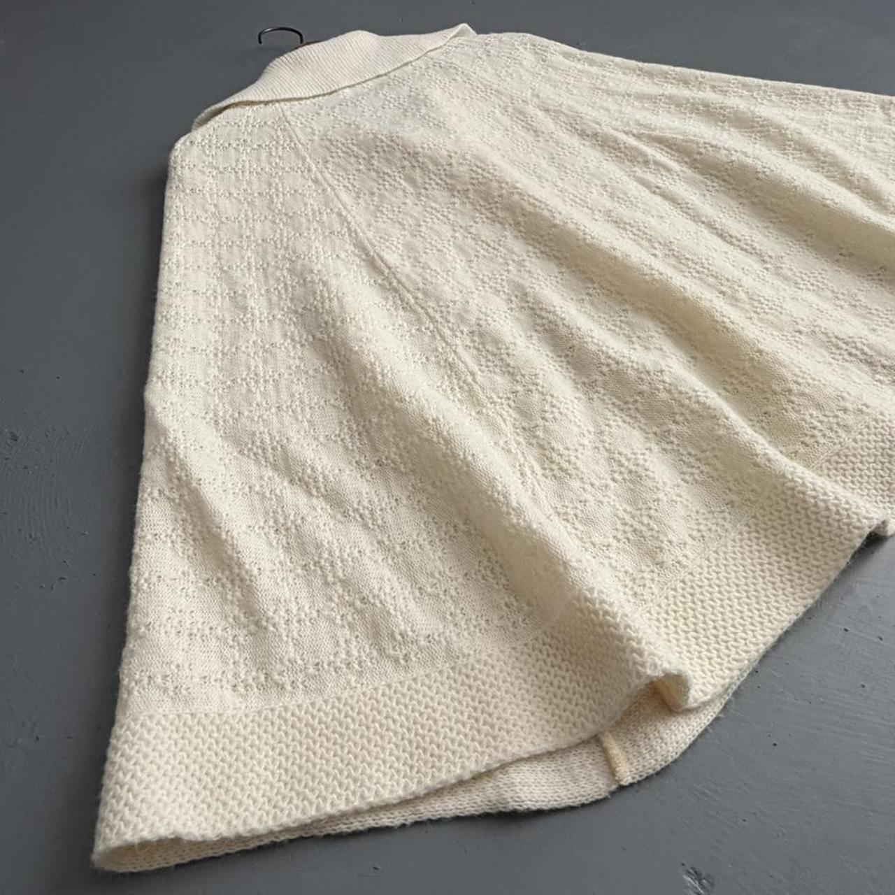 VINTAGE 90S SWEET TREE CREAM PONCHO 🌲