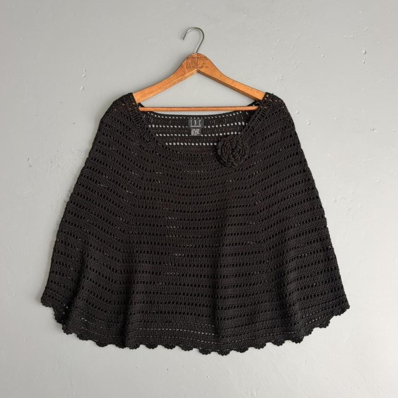 VINTAGE INC BLACK FLOWER PONCHO