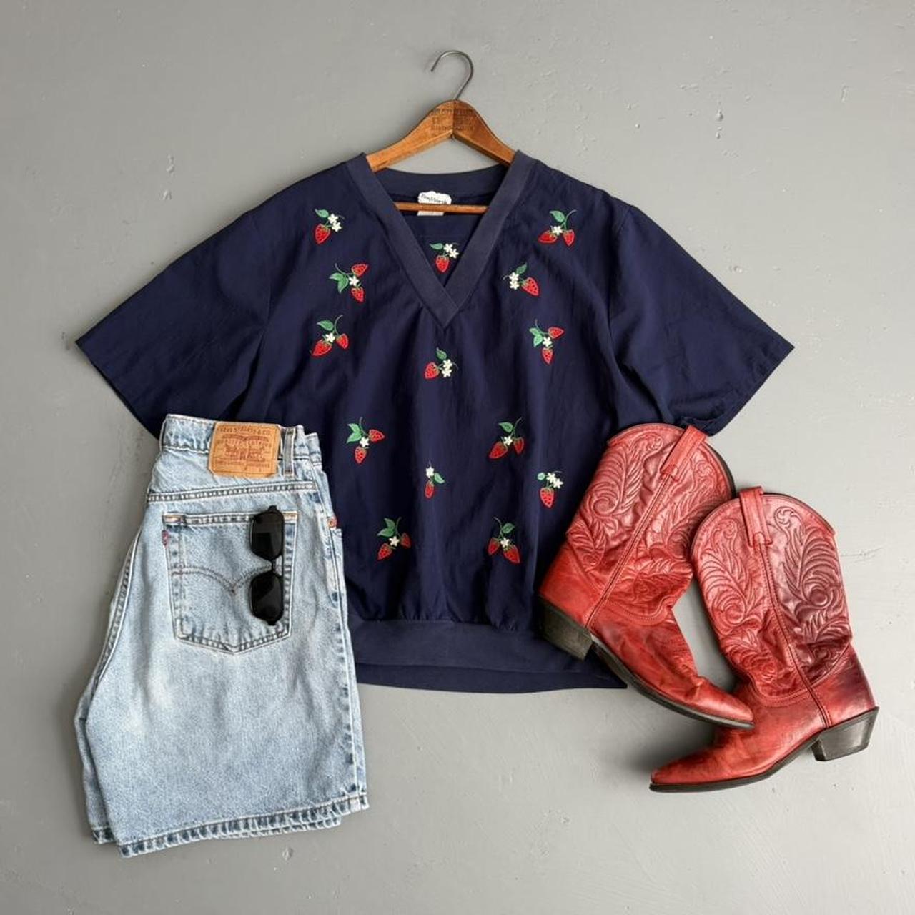 VINTAGE BONWORTH STRAWBERRY TOP 🍓