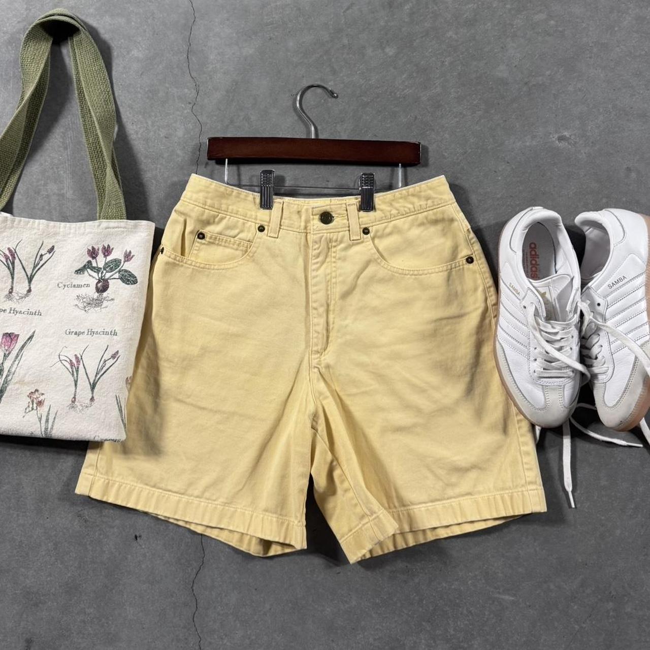 VINTAGE 90S TALBOTS YELLOW DENIM SHORTS 🌻