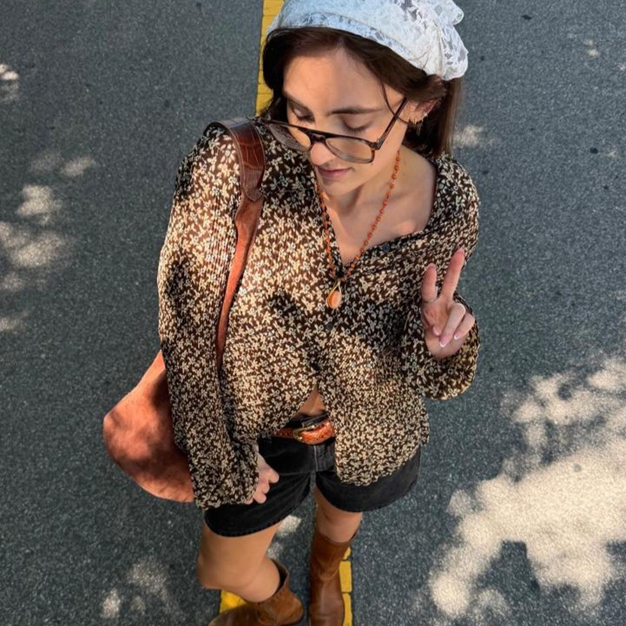 Vintage 90s print sheer blouse with button up front and bell-sleeves🕊️