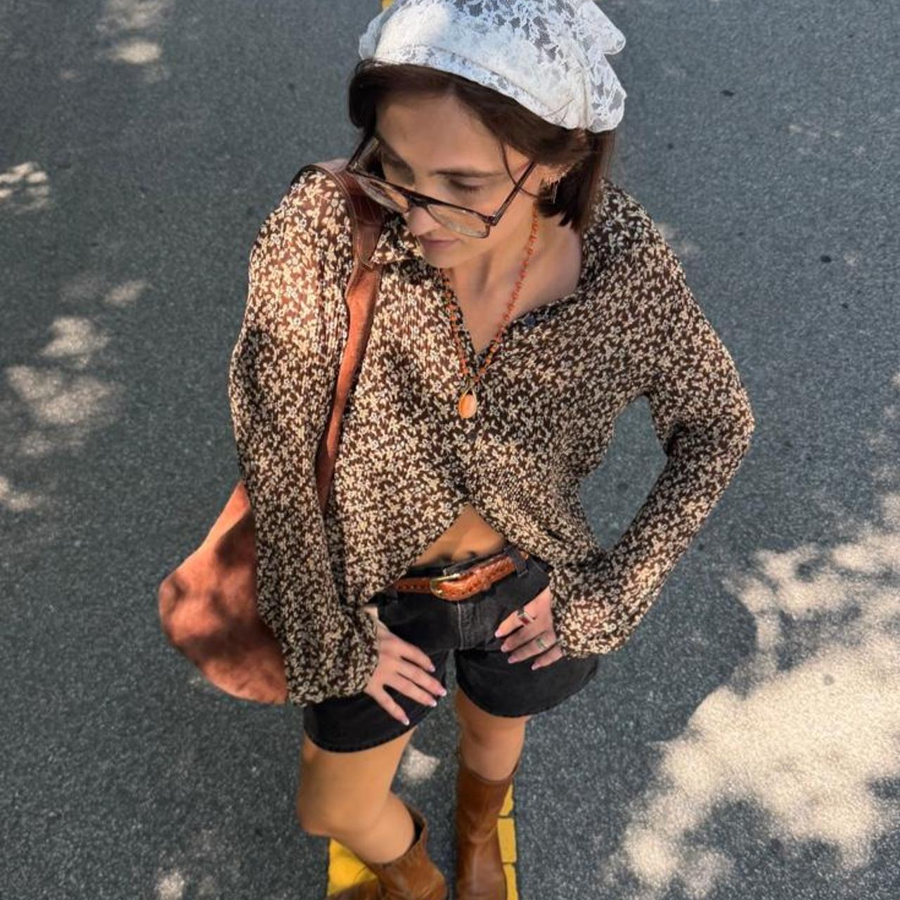 Vintage 90s print sheer blouse with button up front and bell-sleeves🕊️