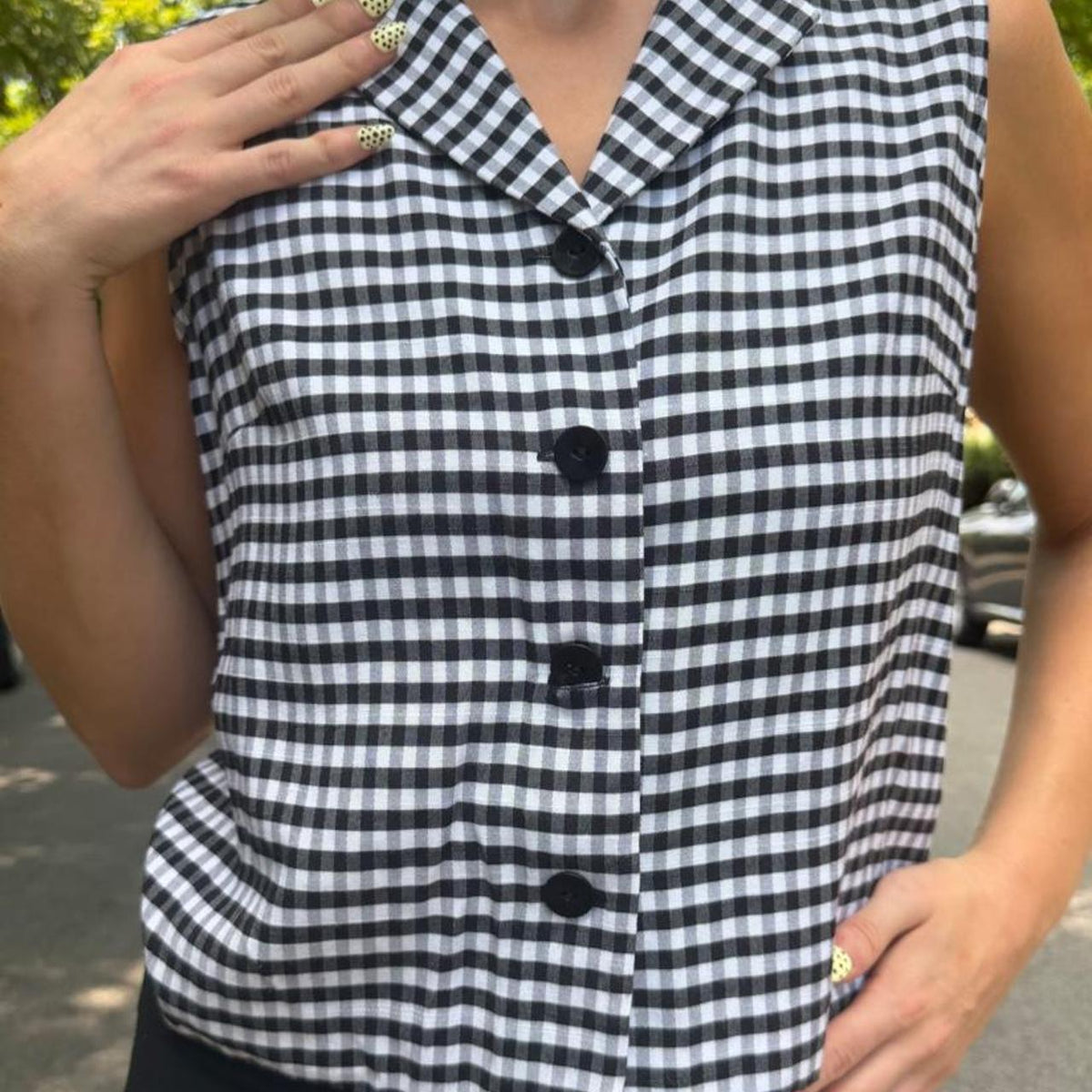 Vintage 90s gingham button down vest 🍒
