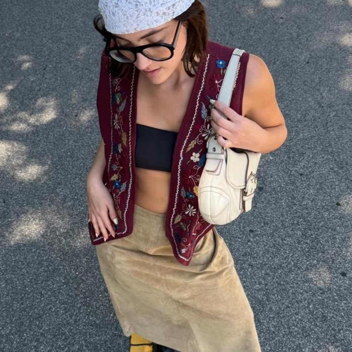 Vintage 90s floral embroidered vest