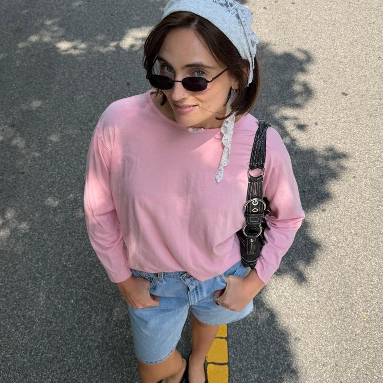 Pink cotton long sleeve shirt w/ bow 🎀