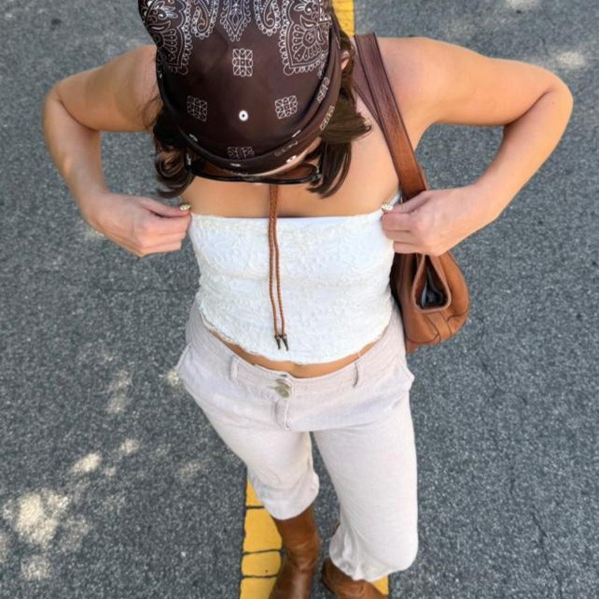 Vintage 90s low-rise cream linen capris 🍯