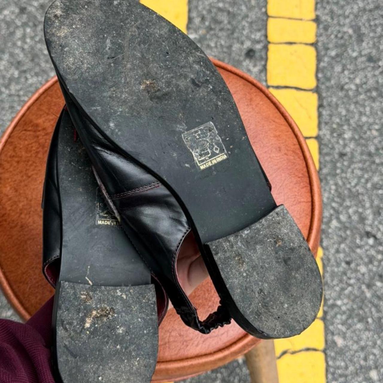 Vintage 90s black & burgundy Leather Tassel Loafers with Tassels 🍇
