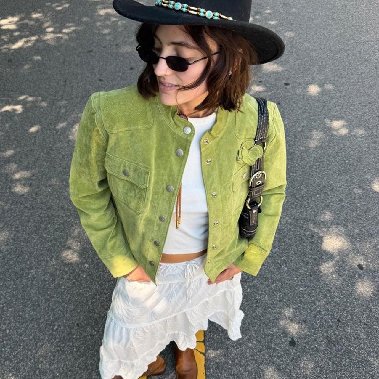Vintage 90s green genuine leather flower jacket 🐛
