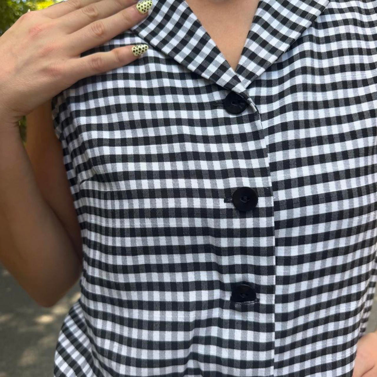 Vintage 90s gingham button down vest 🍒