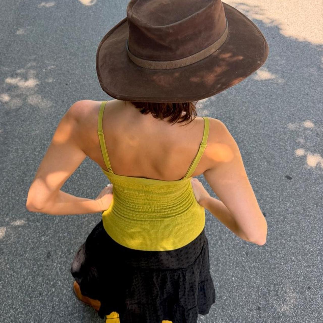 Vintage 90s chartreuse form-fitted tank top