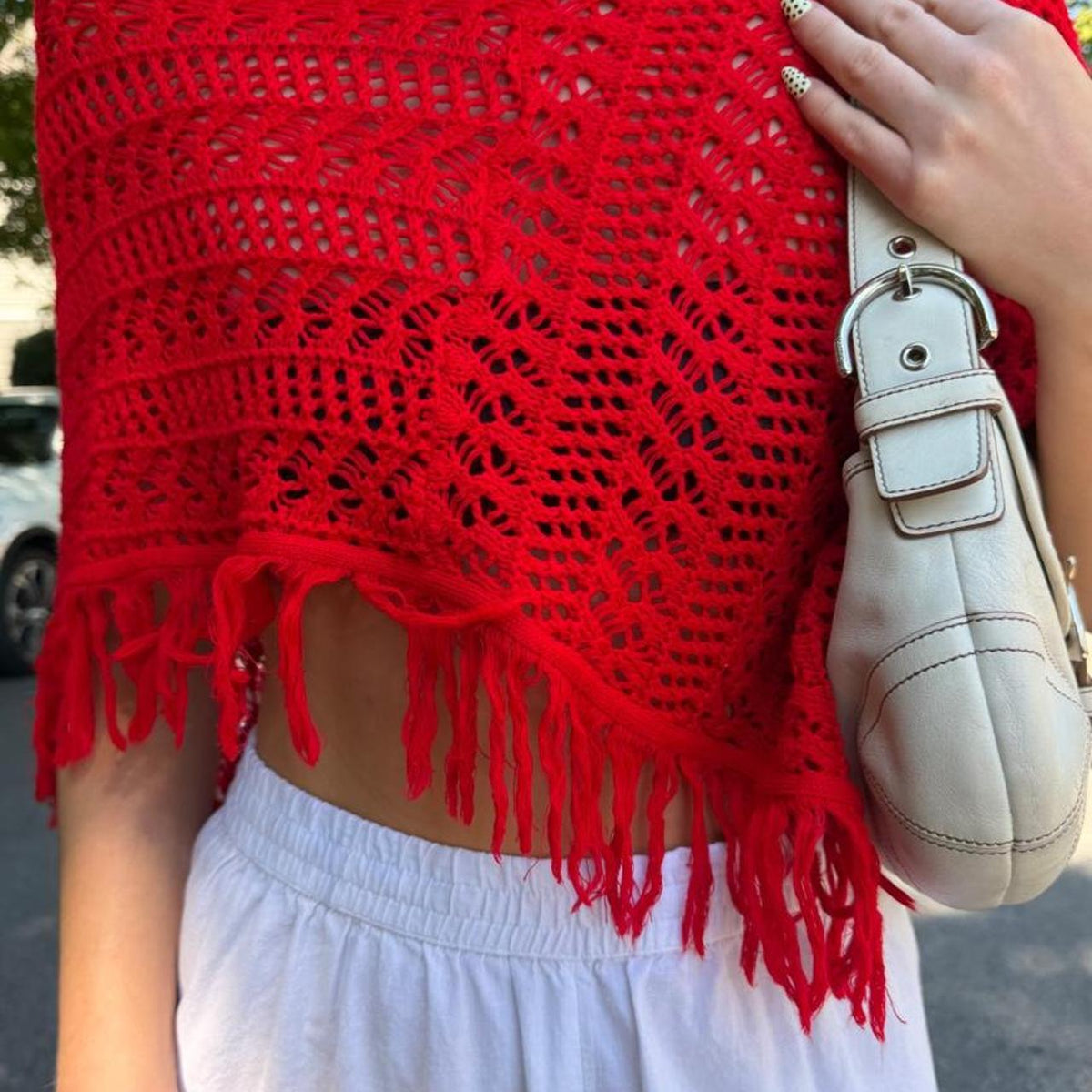 Vintage 90s red fringe poncho 🎈